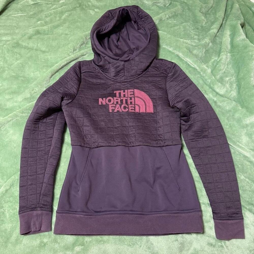 The North Face Women's Purple Pullover Hoodie Small